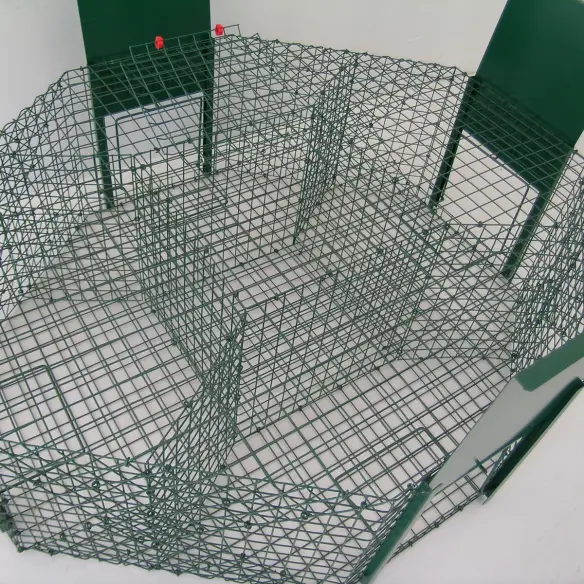 Trampa para urracas, cuervos y córvidos con 4 entradas tipo Larsen