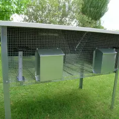 Conejera exterior para 2 conejos con techo aislante y accesorios 2
