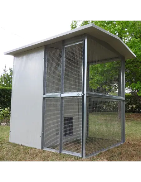 Caseta para gato exterior con paneles aislantes y jaula