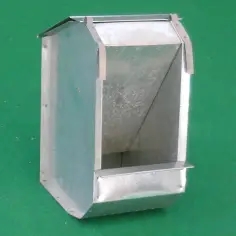 Comederos para gallinas y conejos modelos grande y pequeño 2