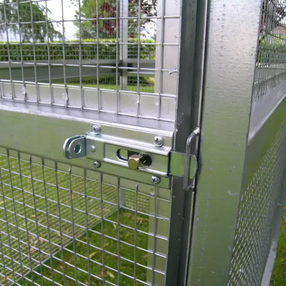 Cierre con catenaccio de la voladera exterior