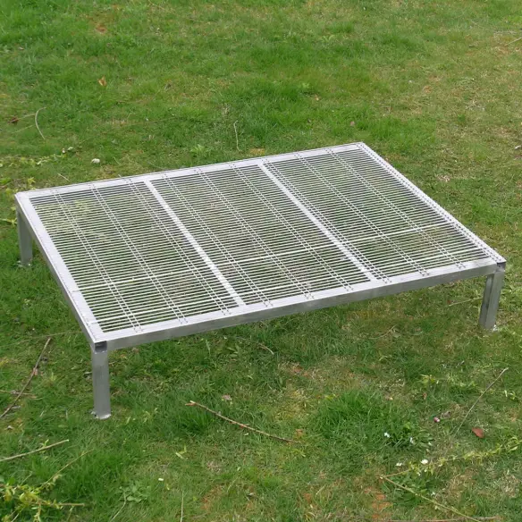 Fondo elevado opcional para voladera exterior