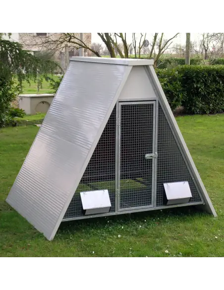 Gallinero exterior elevado para 12 o 20 gallinas con accesorios