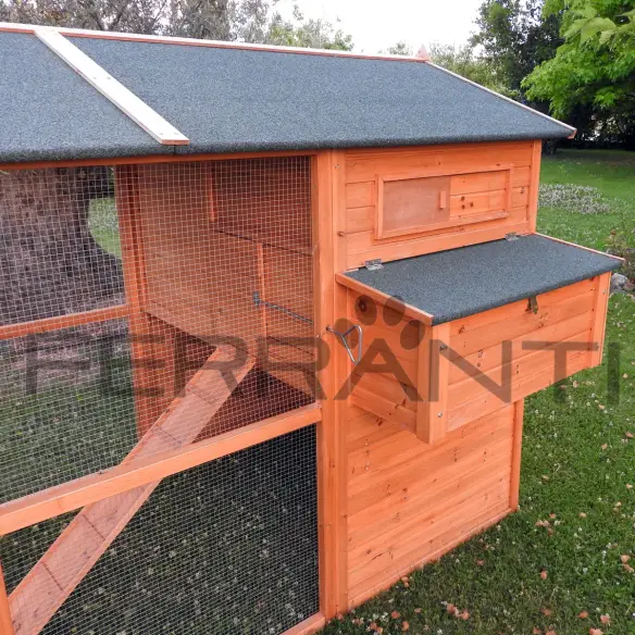 Gallinero de madera para 10 gallinas con ventana cerrada