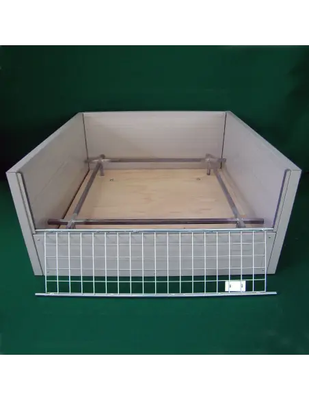 Paso para perro en paridera de panel sándwich