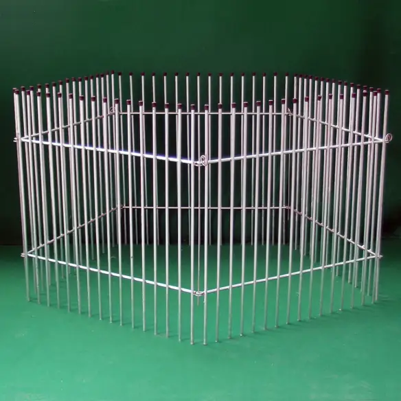 Corral para cachorros de barrotes galvanizados personalizable
