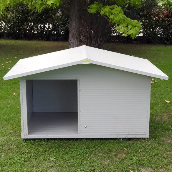 Casa para perro grande modelo Veranda con plataforma aislada