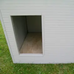 Caseta para perros grandes exterior aislada con techo practicable blanca 2