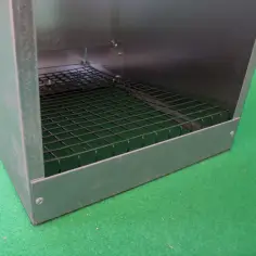 Ponedero para gallinas con tobogán y bandeja para exterior 2