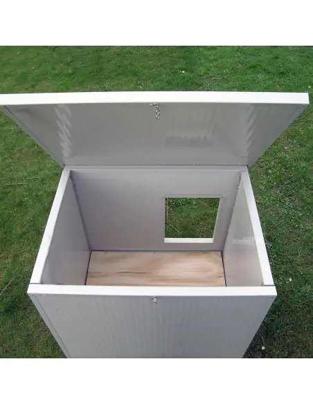 Caseta exterior aislada para perros pequeños blanca y gris